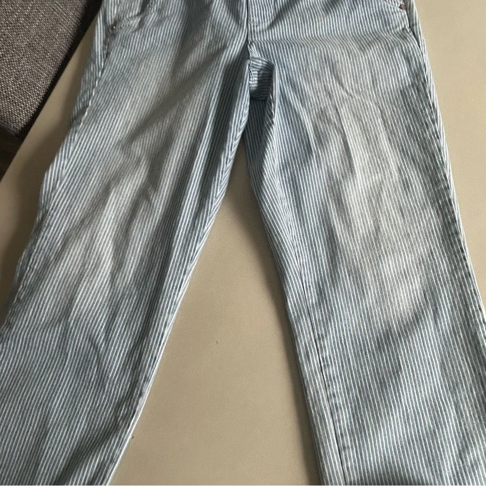 Cream Women’s Faded Blue Denim Pinstripe Overalls with Ruffled Straps  Size XS - Picture 16 of 16